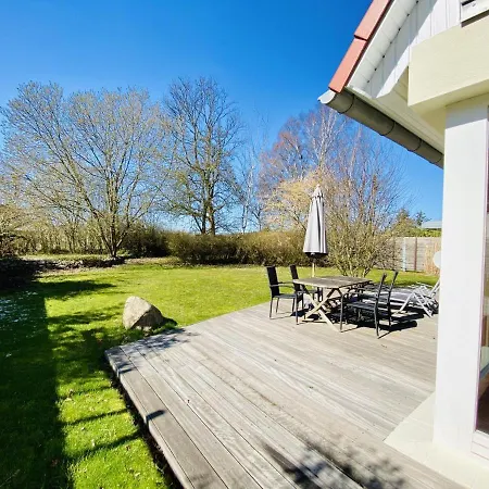 Wald & Meer/kapitaensdeck شقة روستوك
